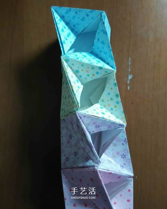 好玩魔术盒的折法图解可收缩盒子的折法步骤